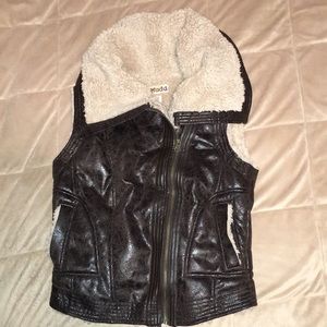 MUDD Winter brown wash vest.